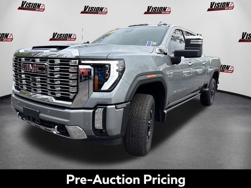 Used 2024 GMC Sierra 2500 Denali w/ Denali Reserve Package AWD/4WD image 1