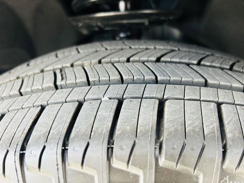 New 2026 Ford Explorer ST-Line image 49