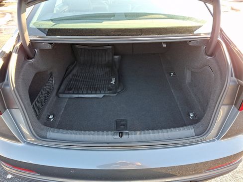 Used 2022 Audi A6 3.0T Premium image 30