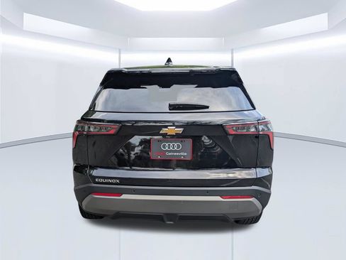 Used 2025 Chevrolet Equinox LT FWD image 5