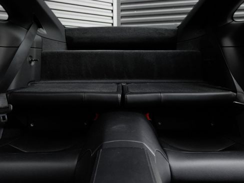 Certified 2022 Porsche 911 Carrera w/ Premium Package RWD image 33