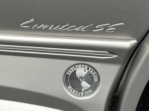 Used 2020 GMC Savana 2500 Extended w/ Enhanced Convenience Package image 32