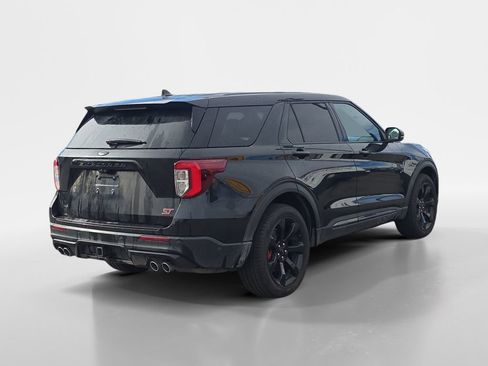 Used 2022 Ford Explorer ST w/ Equipment Group 401A image 6