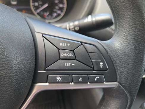 Used 2023 Nissan Sentra SV FWD image 12