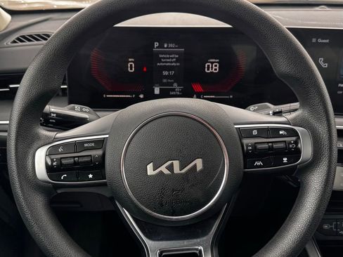 Used 2025 Kia K5 LXS FWD image 12