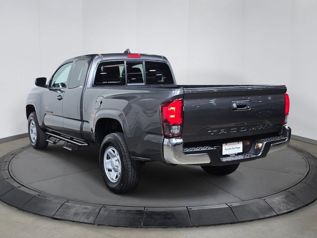 Used 2021 Toyota Tacoma SR5 RWD image 3