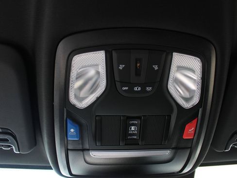 New 2026 RAM 3500 Tradesman AWD/4WD image 18