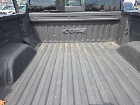 Used 2024 GMC Sierra 1500 AT4 w/ Technology Package AWD/4WD image 32