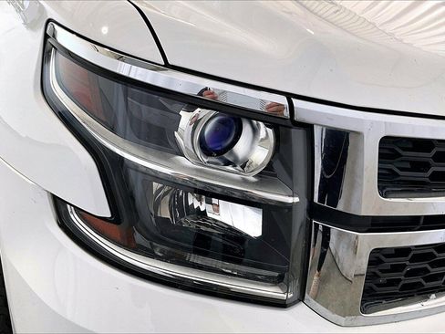 Used 2016 Chevrolet Tahoe LT image 12