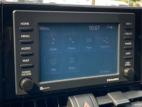Used 2022 Toyota RAV4 XLE w/ Convenience Package FWD image 22