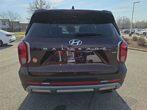 Used 2023 Hyundai Palisade SEL image 6