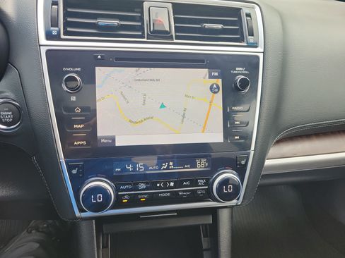 Used 2018 Subaru Outback 2.5i Limited AWD/4WD image 27