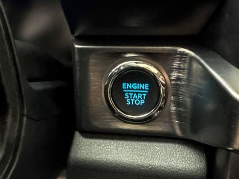 New 2026 Ford F250 Lariat w/ Black Appearance Package image 16