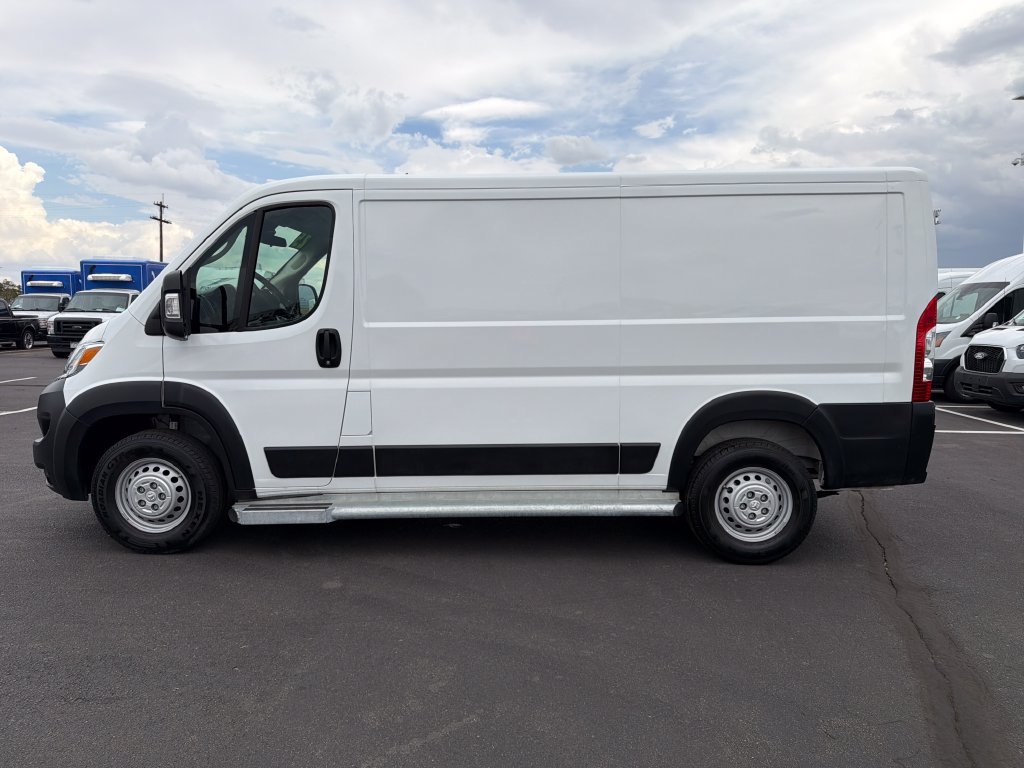 Used 2025 RAM ProMaster 2500 w/ U-Haul Equipment Group FWD image 6