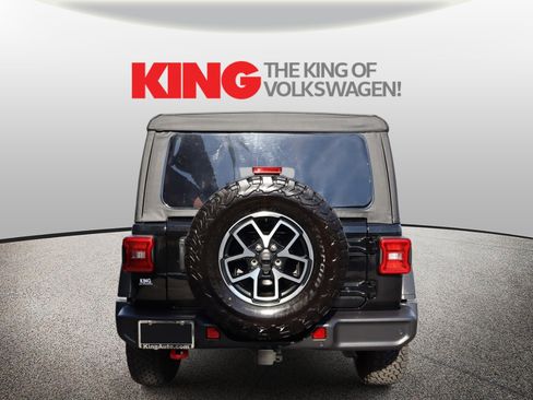 Used 2025 Jeep Wrangler Unlimited Rubicon w/ Safety Group AWD/4WD image 4