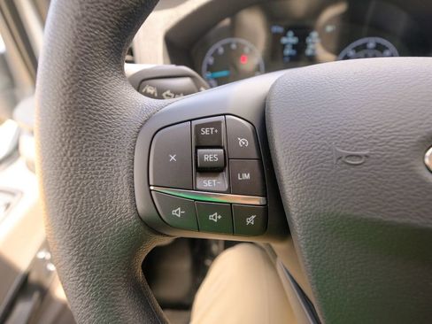 New 2025 Ford Transit 250 148 Medium Roof image 26