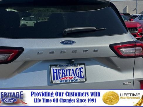 New 2024 Ford Escape SE w/ PHEV Premium Package image 23