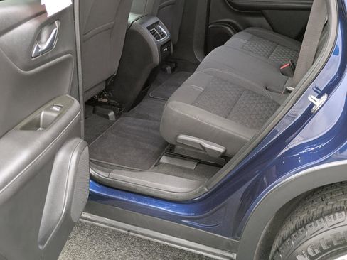 Used 2022 Chevrolet Blazer LT image 30