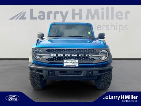 Used 2022 Ford Bronco Badlands image 8