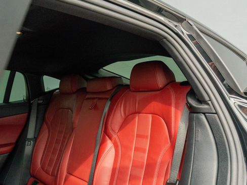 Used 2022 BMW X6 M50i w/ Premium Package image 11