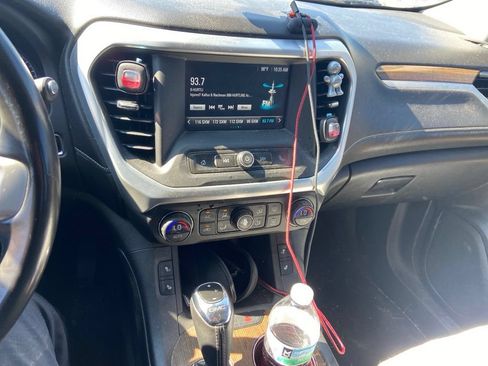 Used 2017 GMC Acadia SLE FWD image 34