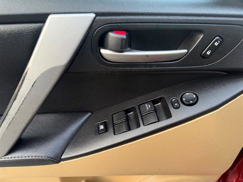 Used 2010 MAZDA MAZDA3 s Grand Touring image 34