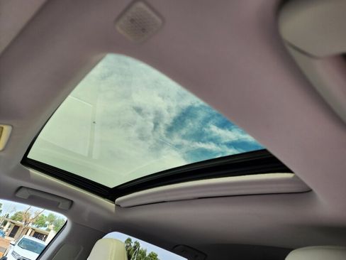 Used 2022 Lexus RX 350L Luxury image 65