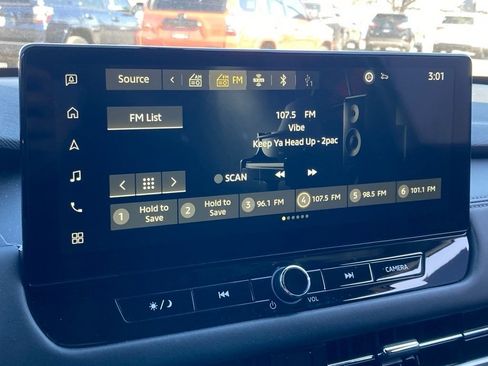 Used 2025 Mitsubishi Outlander ES image 19