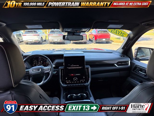 Used 2025 GMC Yukon Elevation AWD/4WD image 11