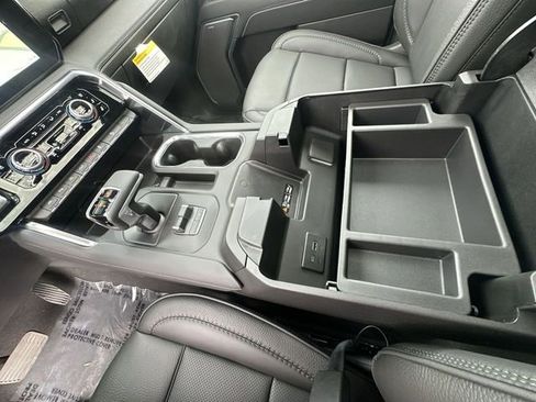 New 2026 GMC Sierra 1500 Denali w/ Denali Reserve Package image 36