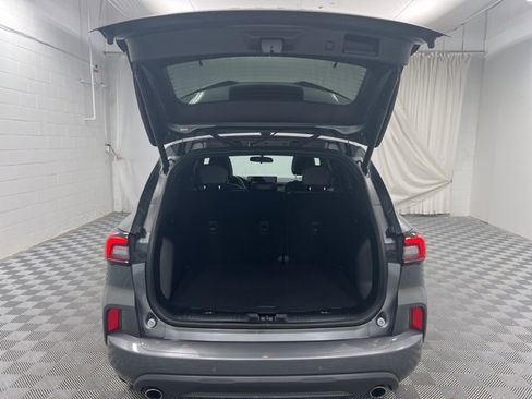 Used 2023 Ford Escape ST-Line w/ Tech Pack #1 image 8