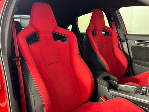 Used 2023 Honda Civic Type R image 12