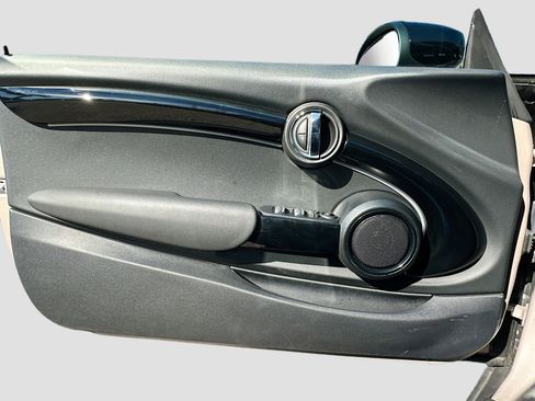 Used 2023 MINI Cooper S image 21