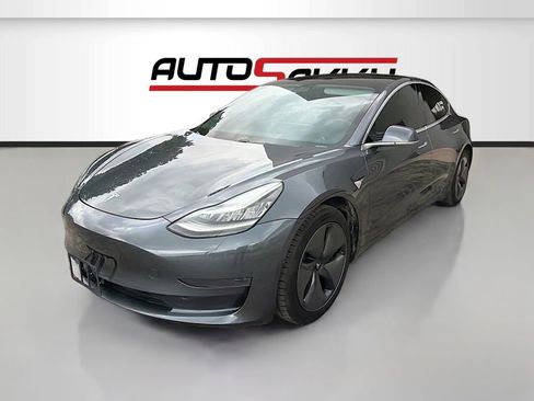 Used 2020 Tesla Model 3 Standard Range Plus RWD image 3