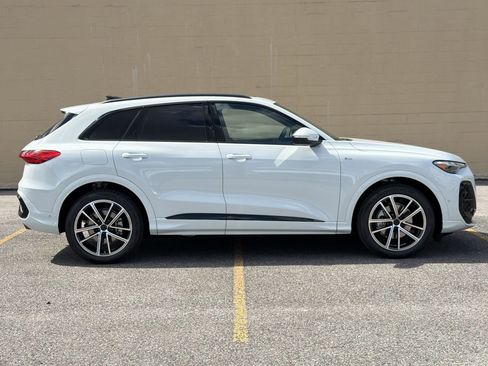 New 2026 Audi Q5 Prestige image 8