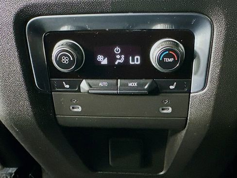 Used 2022 Chevrolet Tahoe LT w/ Luxury Package RWD image 24