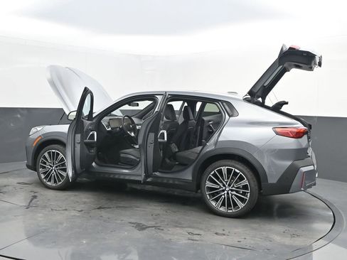 New 2026 BMW X2 xDrive28i image 51
