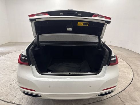 Used 2020 BMW 740i w/ Cold Weather Package RWD image 25