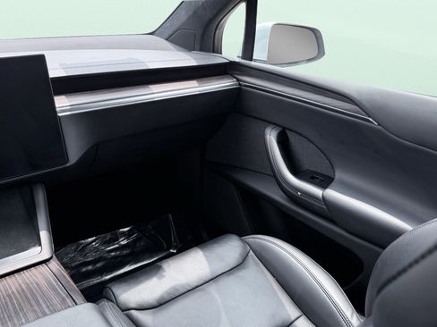 Used 2023 Tesla Model X AWD/4WD image 66