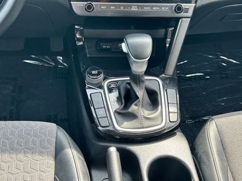 Used 2025 Kia Seltos S image 19