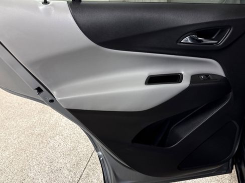 Used 2024 Chevrolet Equinox LS image 10