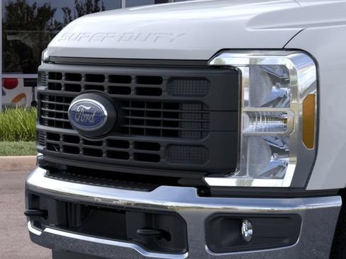 New 2026 Ford F350 XL AWD/4WD image 17