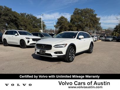 Used 2025 Volvo V90 B6 Cross Country Plus w/ Protection Package Premier