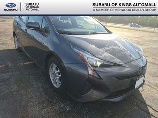 Used 2017 Toyota Prius Two FWD video 1