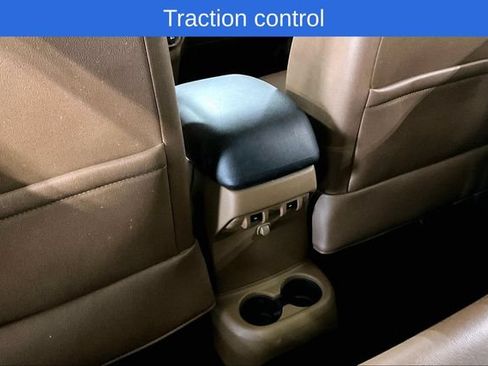 Used 2016 Jeep Wrangler Unlimited Rubicon AWD/4WD image 13