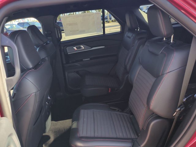 New 2026 Ford Explorer ST-Line w/ ST-Line Street Pack RWD image 14