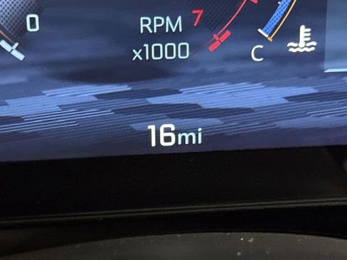 New 2026 Chevrolet Equinox LT w/ Safety and Technology Package AWD/4WD image 13