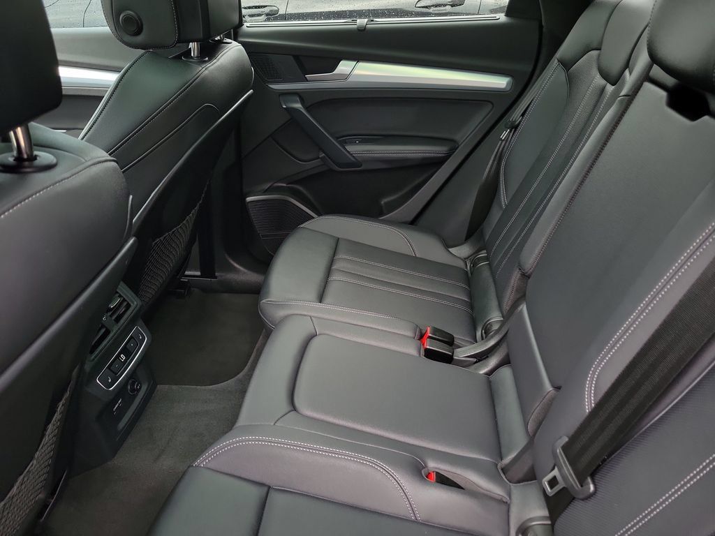 Certified 2024 Audi Q5 2.0T Prestige AWD/4WD image 26