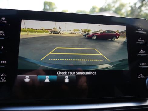 Used 2021 Honda Accord Sport image 12