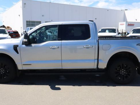Used 2025 Ford F150 Lariat w/ Equipment Group 501A Mid AWD/4WD image 4